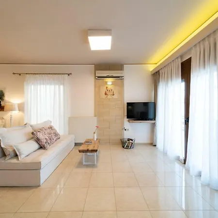 Dolphin Luxury * Rethymno (Crete)