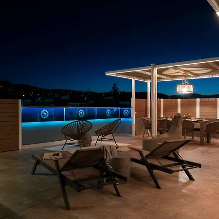 Dolphin Luxury * Rethymno (Crete)