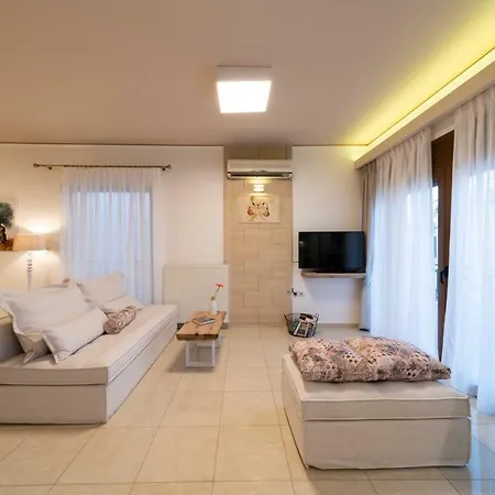 Dolphin Luxury Апартаменты